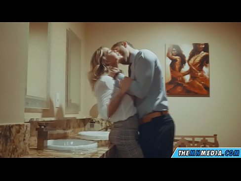❤️ Kad te prsata plavuša zavede u javnom toaletu ❤ Jebeni video na bs.pornofilmtv.ru ❤